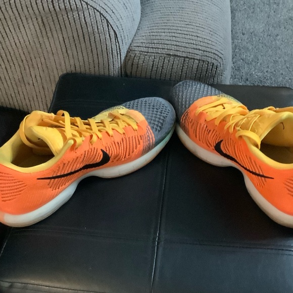 Kobe - Picture 4 of 4